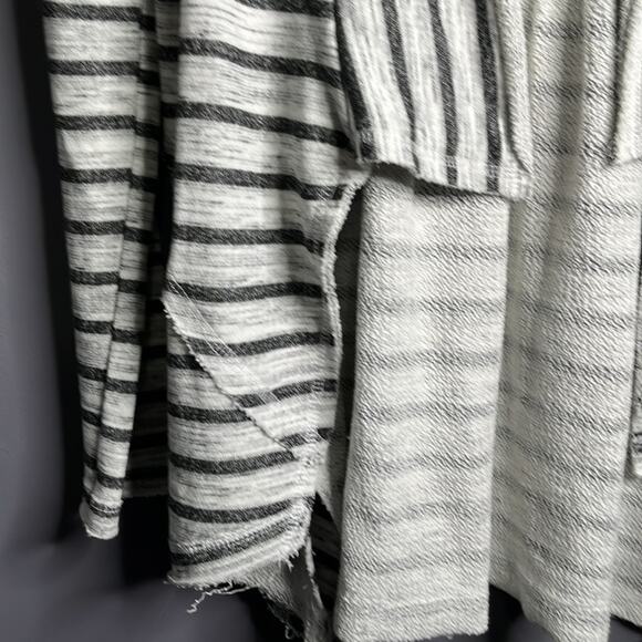 Impeccable Pig Gray and White Striped Open Long Sleeve Cardigan Sweater Size S - Picture 4 of 10